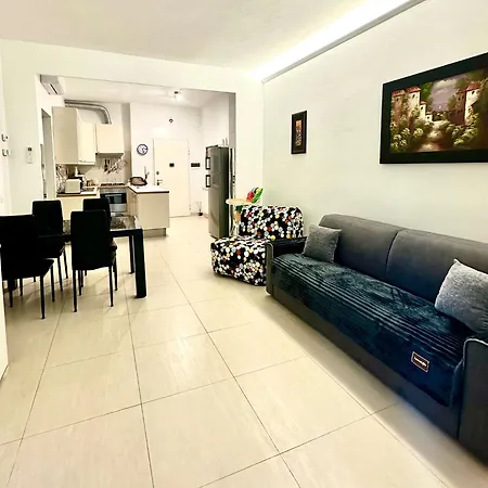 Lora's House 5terre 度假居 *