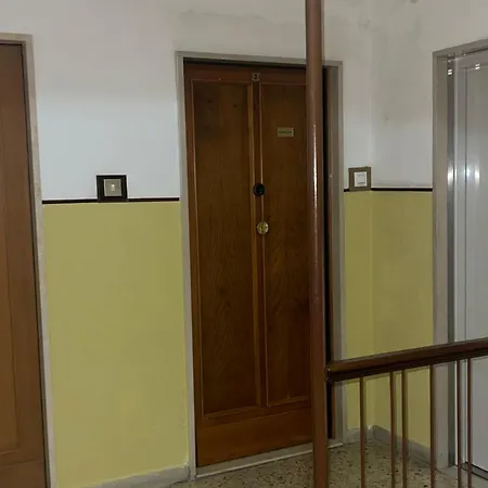 Lora's House 5terre Tatil Evi *